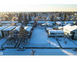 15805 109 AV NW Mayfield