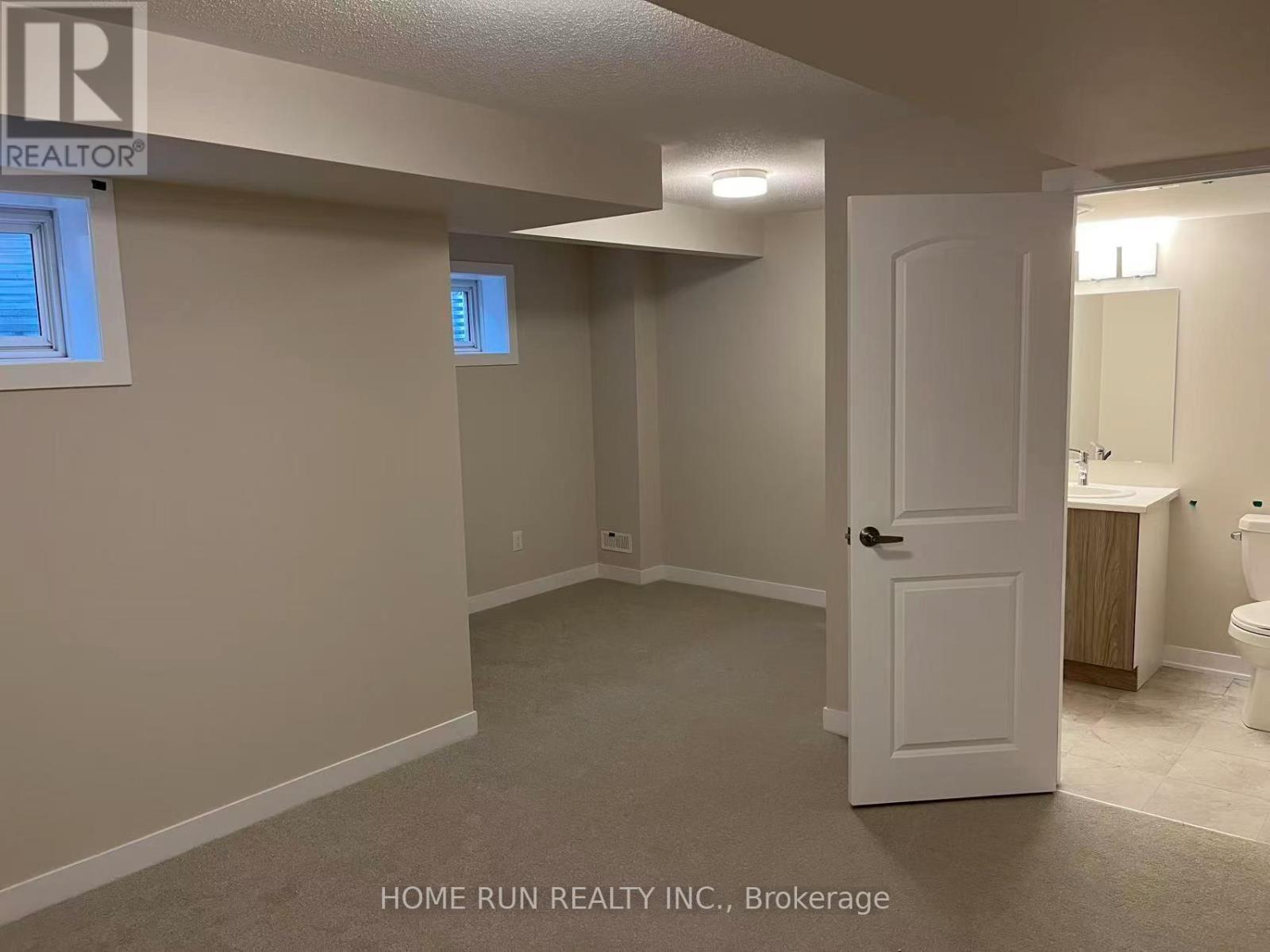 379 Les Emmerson Drive, Ottawa, Ontario K2J 7L7 - Photo 12 - X12588294