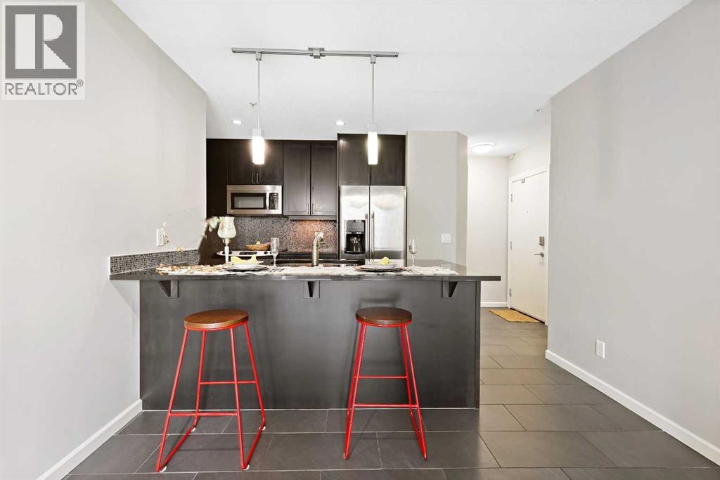 2008, 211 13 Avenue Se, Calgary, Alberta  T2G 1E1 - Photo 4 - A2251052