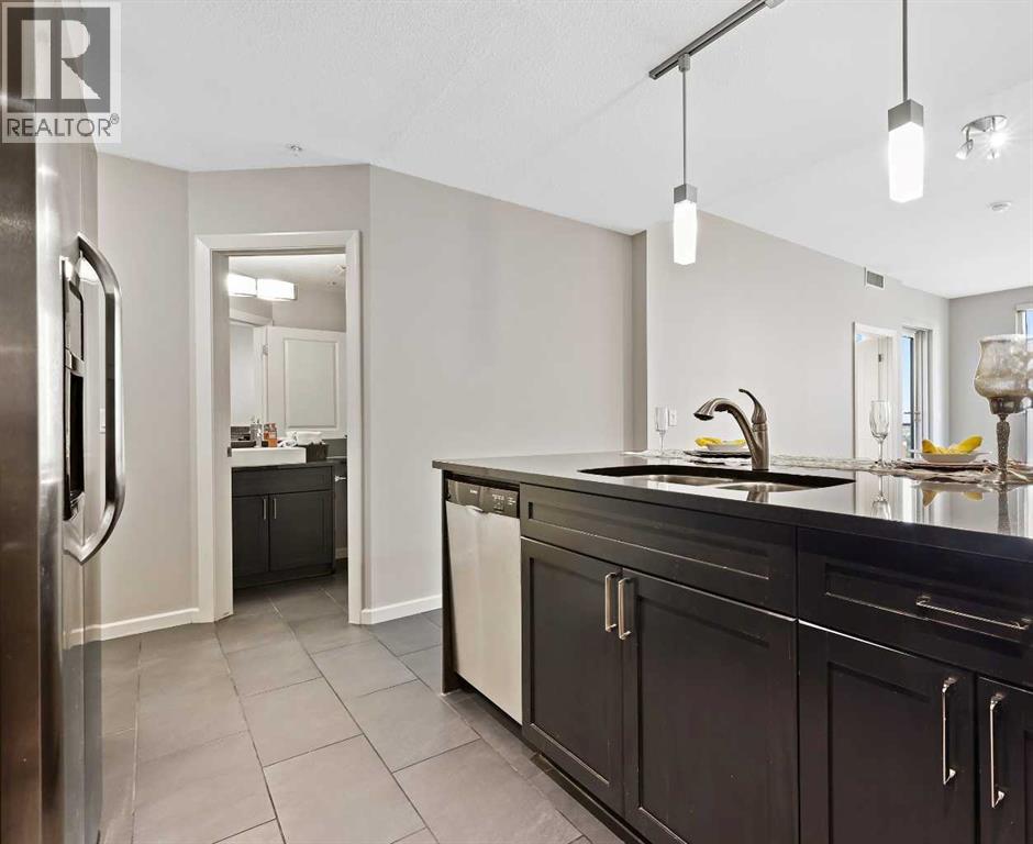 2008, 211 13 Avenue Se, Calgary, Alberta  T2G 1E1 - Photo 3 - A2251052