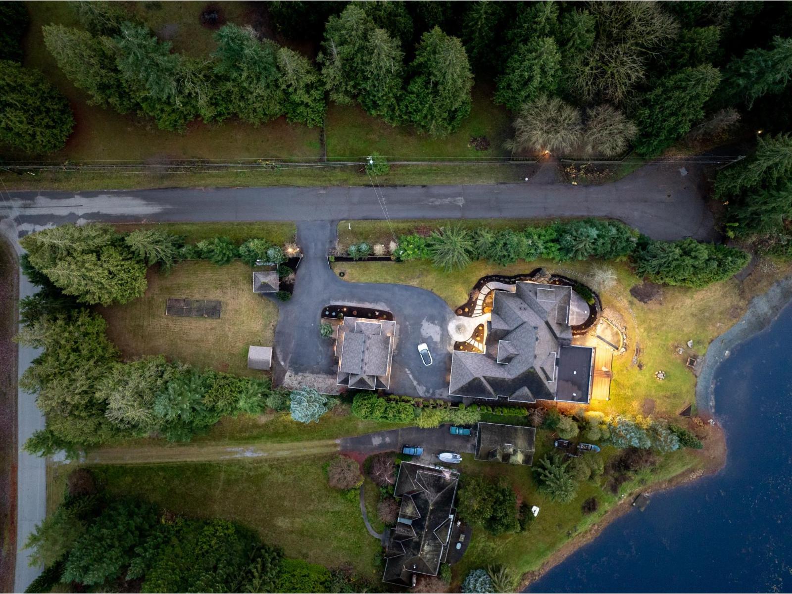 23455 8 Avenue, Langley, British Columbia V2Z 2X9 - Photo 3 - R3070407