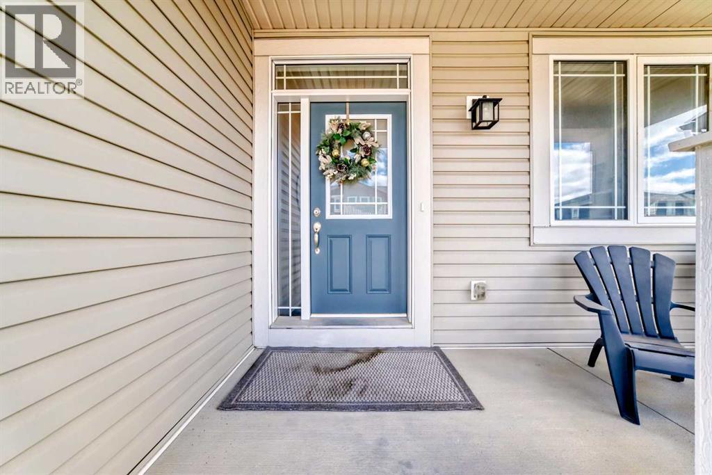 257 Carrington Way Nw, Calgary, Alberta  T3P 1N4 - Photo 4 - A2270558