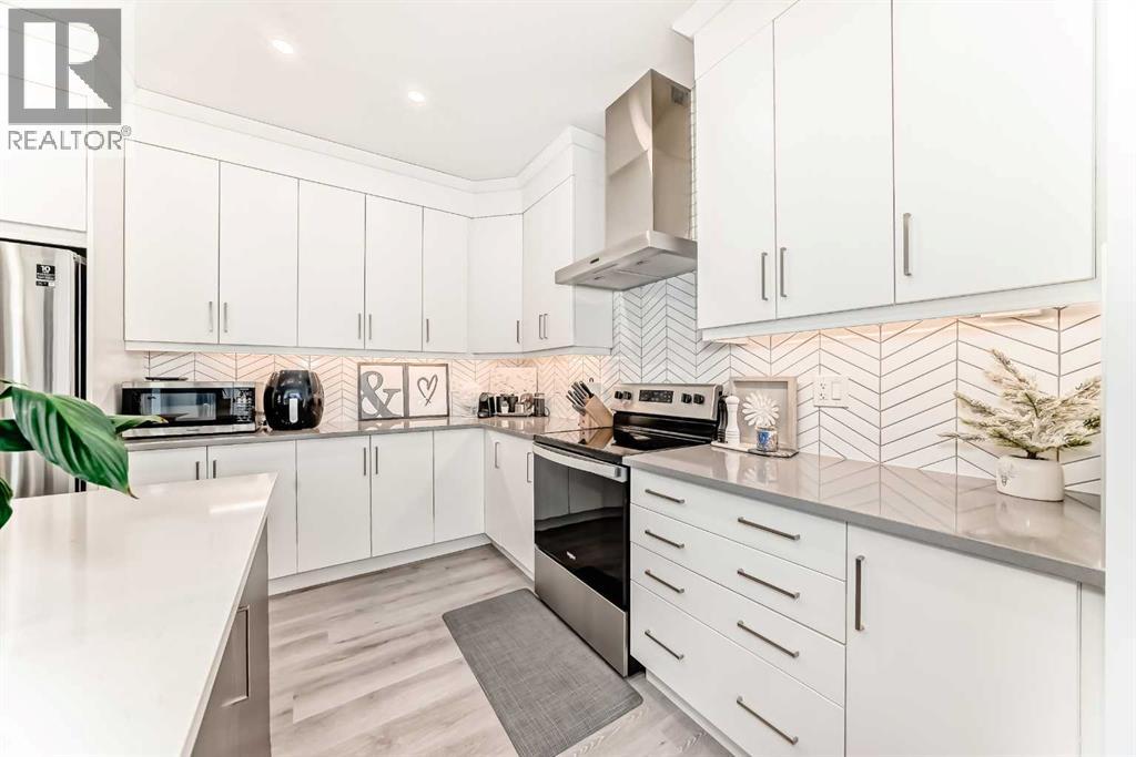 257 Carrington Way Nw, Calgary, Alberta  T3P 1N4 - Photo 11 - A2270558