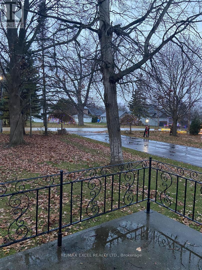 230 Boyers Side Road, Georgina, Ontario L4P 3C8 - Photo 2 - N12577460