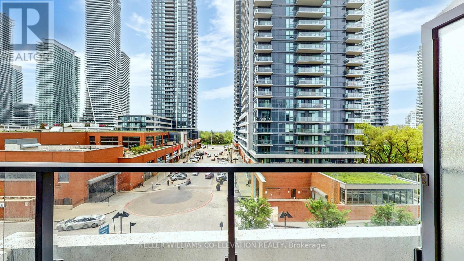 501 - 10 Park Lawn Road, Toronto, Ontario  M8Y 3H8 - Photo 2 - W12588292