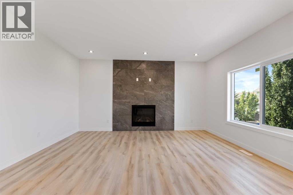 9 Mcclung Gate, Carstairs, Alberta  T0M 0N0 - Photo 12 - A2273235