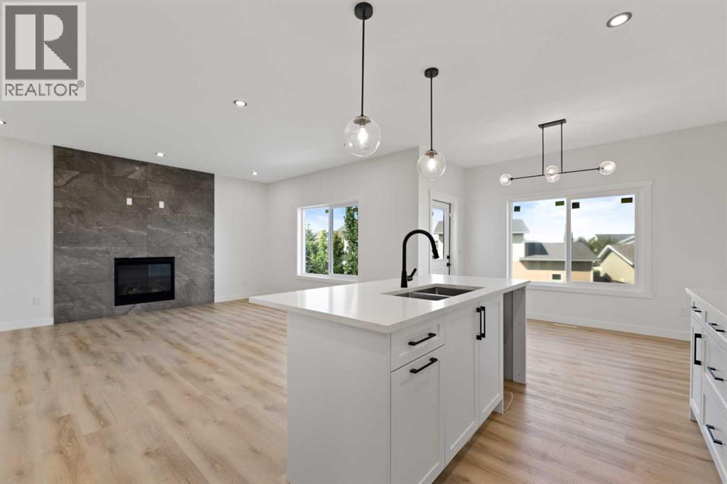 9 Mcclung Gate, Carstairs, Alberta  T0M 0N0 - Photo 9 - A2273235