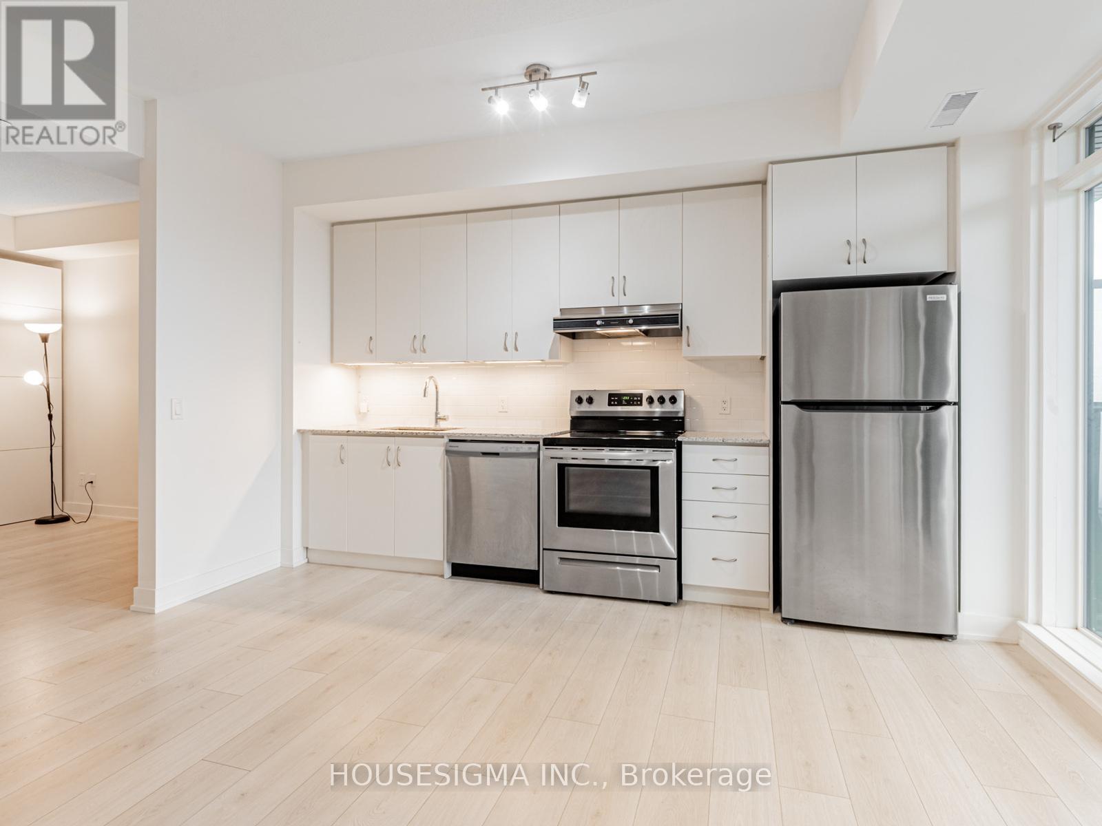 313 - 1 Climo Lane, Markham, Ontario L6E 0V8 - Photo 5 - N12588306