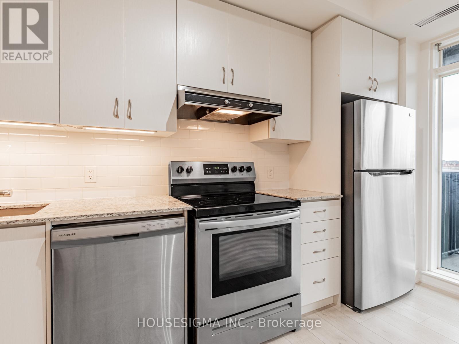 313 - 1 Climo Lane, Markham, Ontario L6E 0V8 - Photo 7 - N12588306