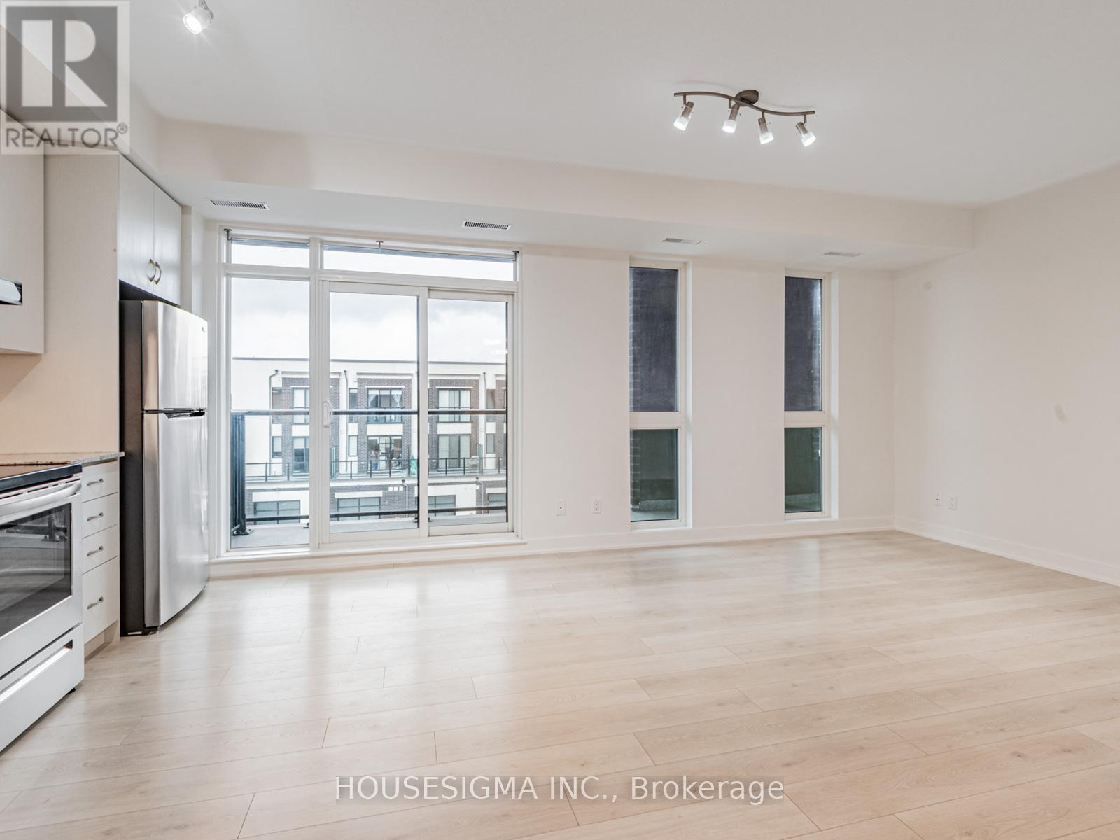 313 - 1 Climo Lane, Markham, Ontario L6E 0V8 - Photo 9 - N12588306