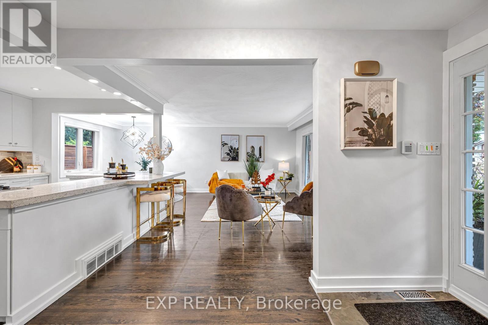 29 Newell Court, Toronto, Ontario  M9A 4T9 - Photo 15 - W12588308