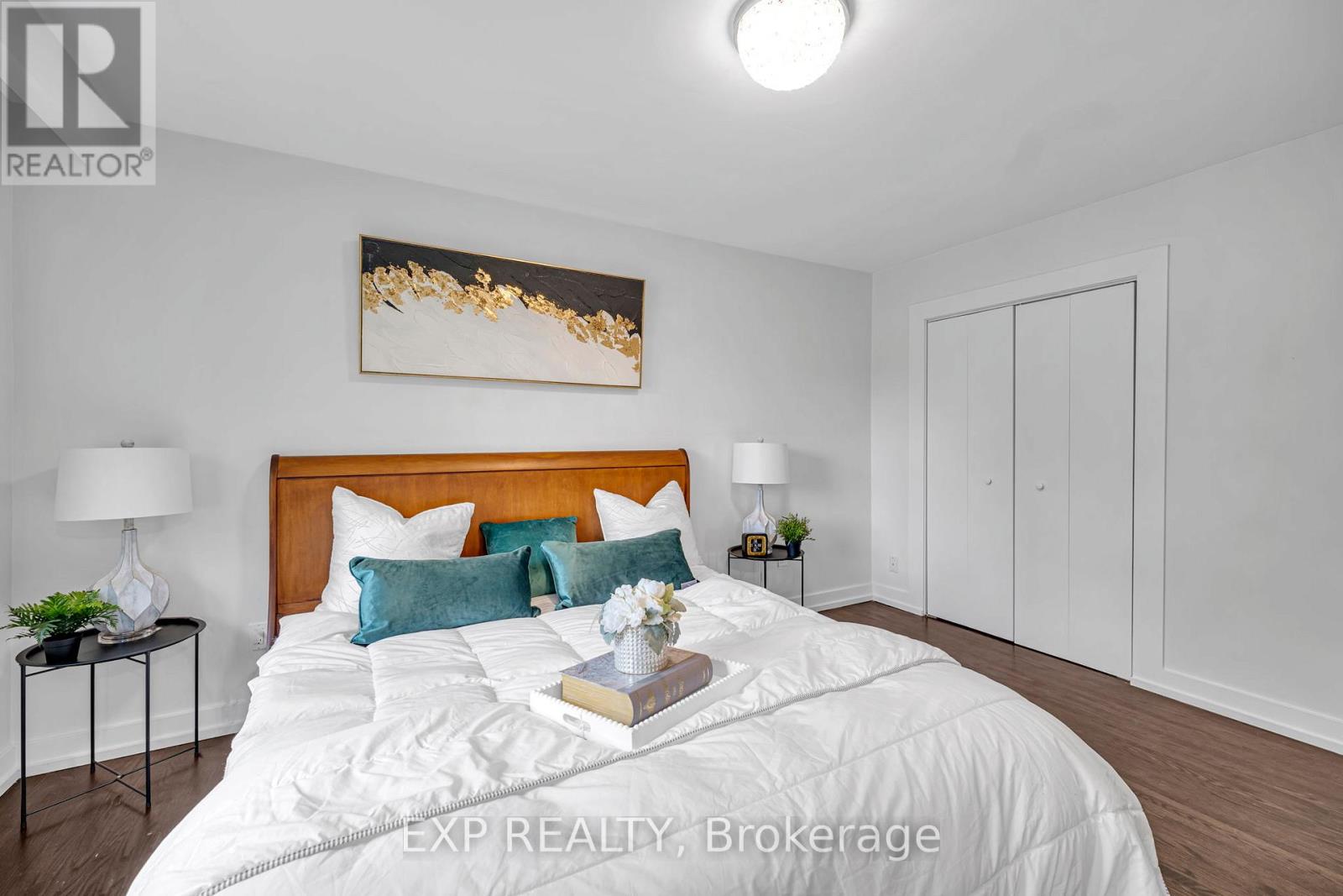 29 Newell Court, Toronto, Ontario  M9A 4T9 - Photo 17 - W12588308