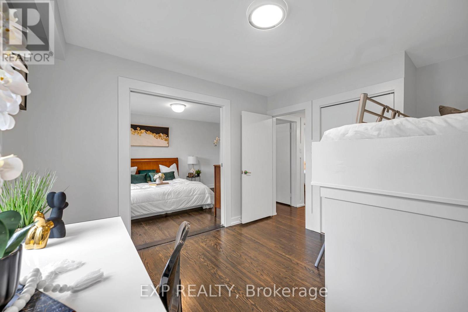 29 Newell Court, Toronto, Ontario  M9A 4T9 - Photo 20 - W12588308