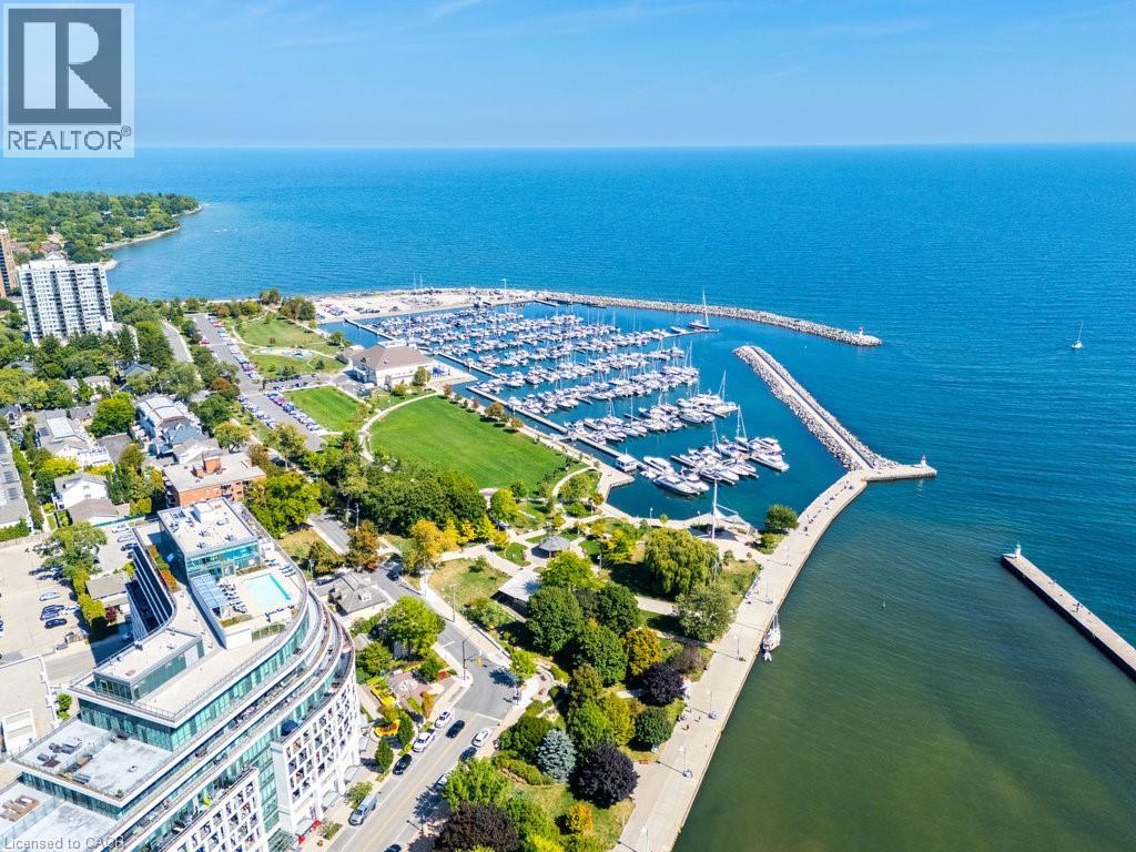 120 BRONTE Road Unit# 8, Oakville, Ontario