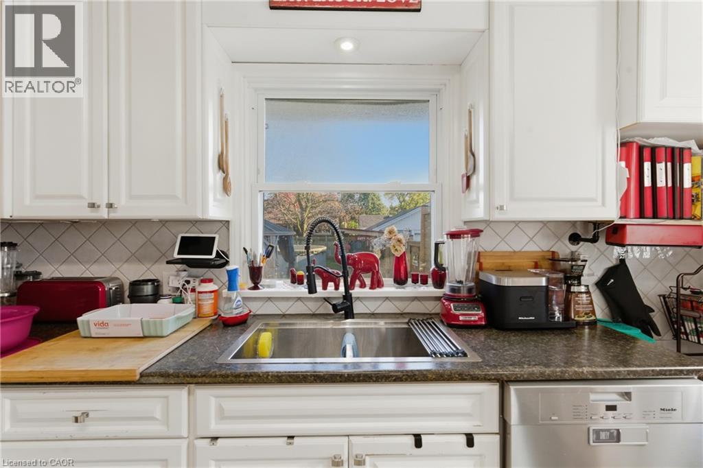 14 Heywood Avenue, St. Catharines, Ontario L2M 2M8 - Photo 13 - 40785568