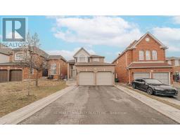 10 SQUIRRELTAIL WAY, Brampton, Ontario