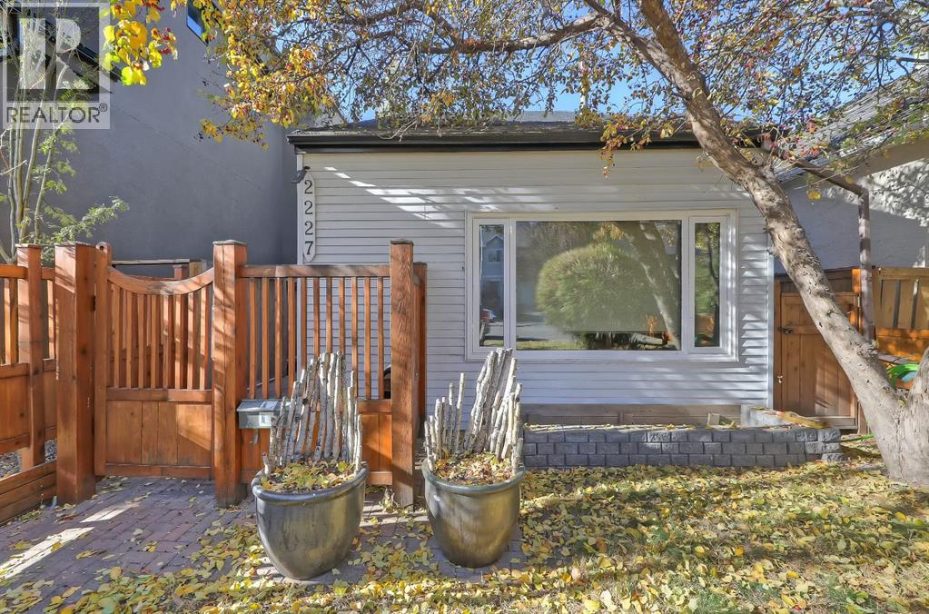 2227 30 Street Sw, Calgary, Alberta  T3E 2L7 - Photo 12 - A2273014
