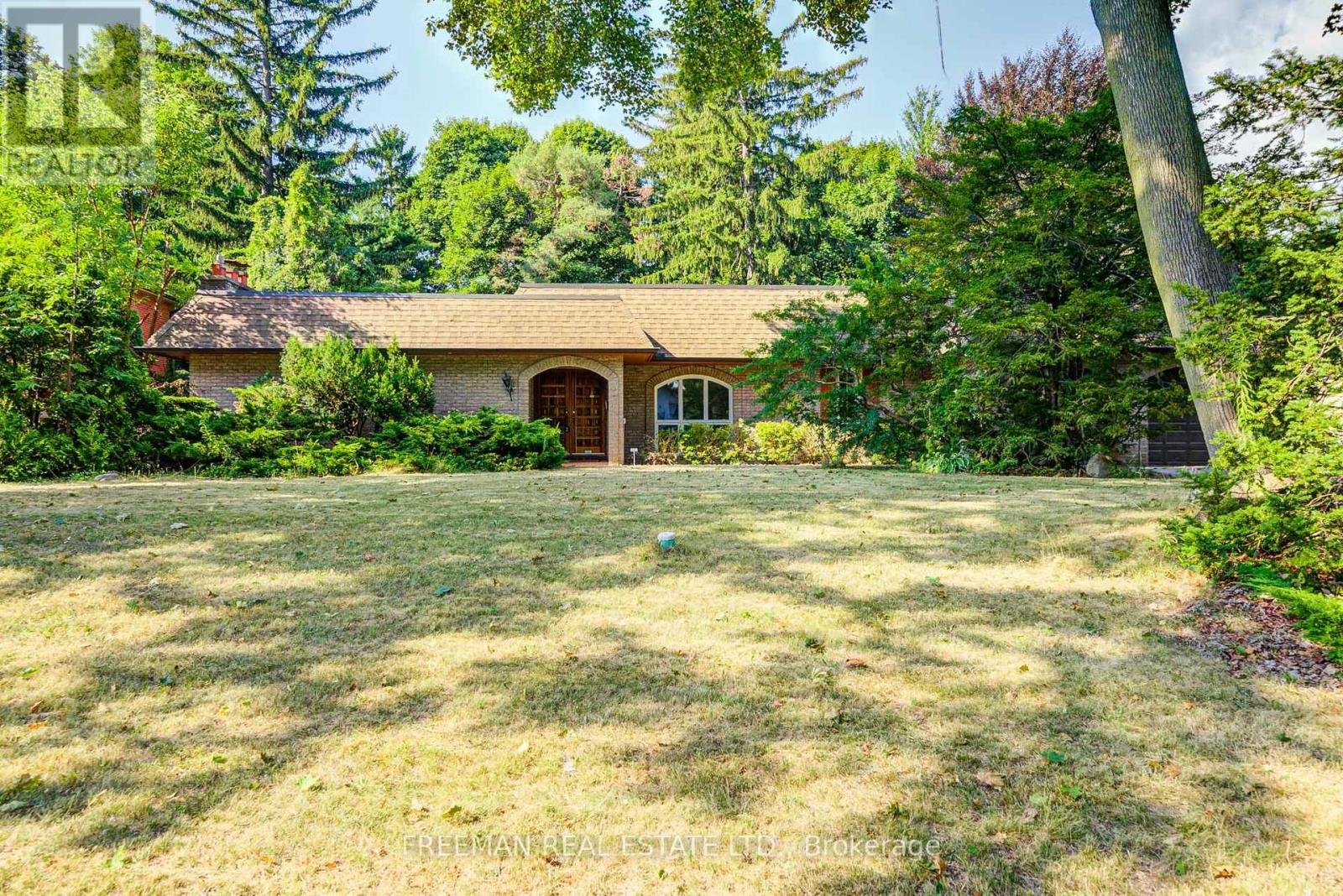 1528 KNARESWOOD DRIVE, Mississauga, Ontario