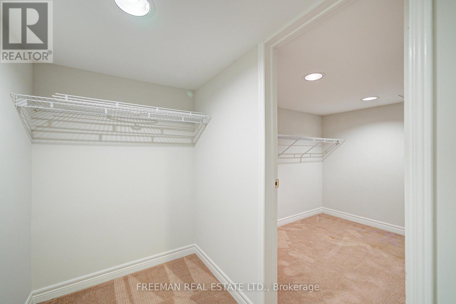 1528 Knareswood Drive, Mississauga, Ontario L5H 2M1 - Photo 27 - W12588322