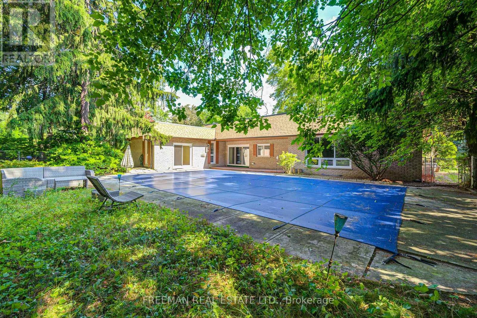 1528 Knareswood Drive, Mississauga, Ontario L5H 2M1 - Photo 47 - W12588322