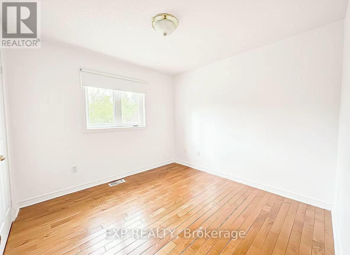 108 Norwood Avenue, Vaughan, Ontario L6A 3V7 - Photo 16 - N12588316