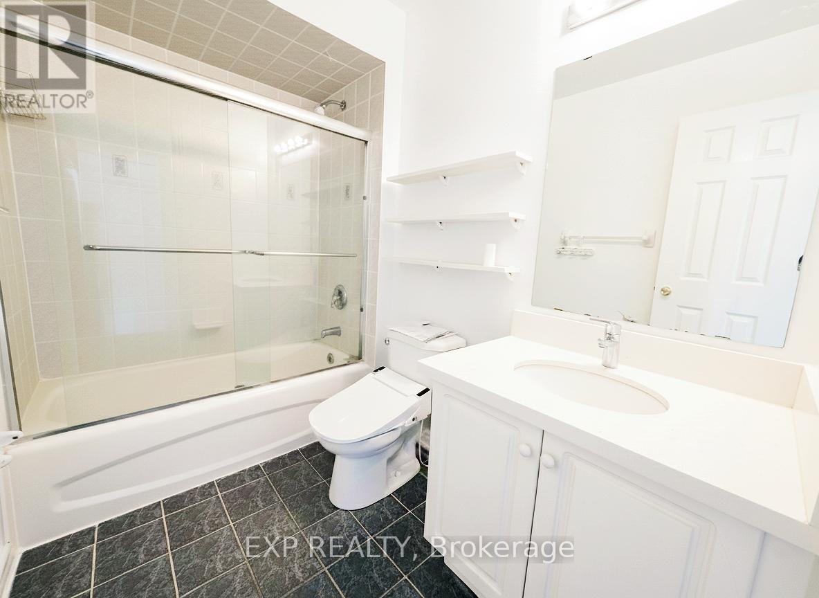 108 Norwood Avenue, Vaughan, Ontario L6A 3V7 - Photo 8 - N12588316