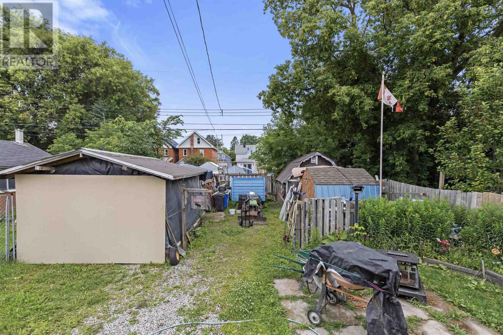 249 John St, Sault Ste. Marie, Ontario P6A 1P4 - Photo 25 - SM253303