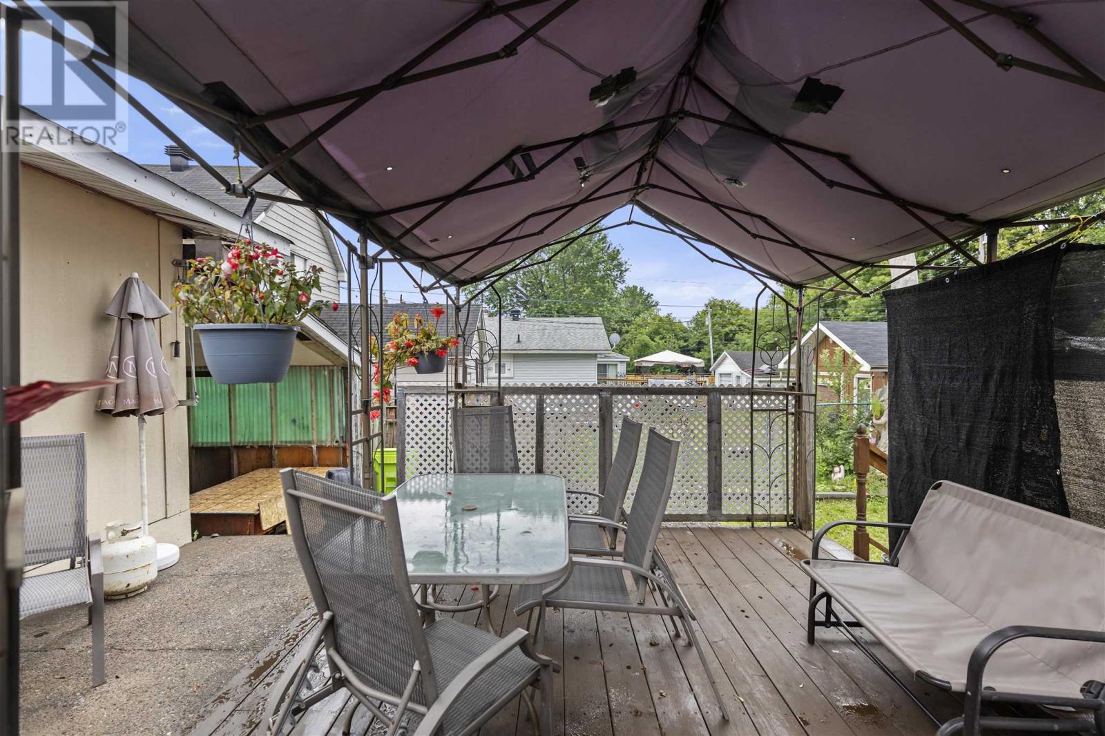 249 John St, Sault Ste. Marie, Ontario P6A 1P4 - Photo 28 - SM253303