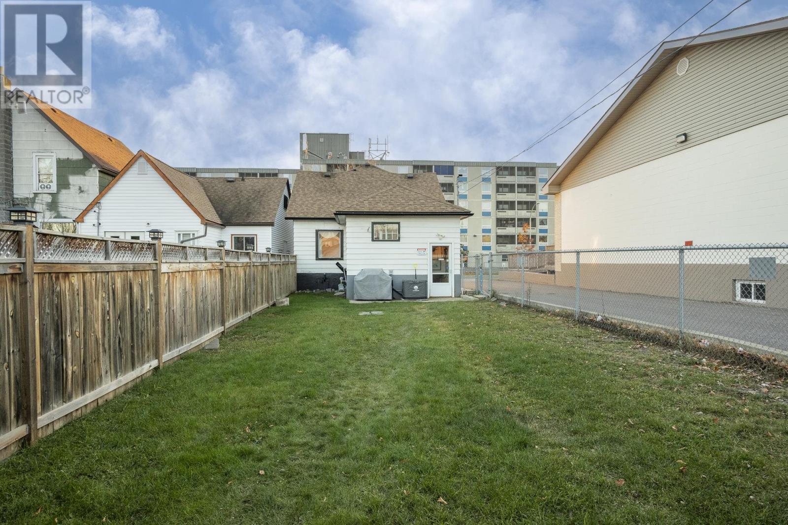 237 Amelia St W, Thunder Bay, Ontario  P7E 4A3 - Photo 4 - TB253487