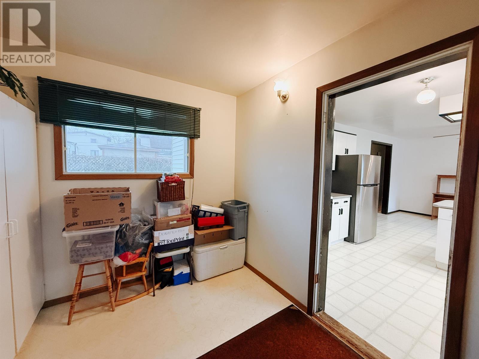 63 Peter Street West, Kenora, Ontario  P9N 3R4 - Photo 10 - TB253554