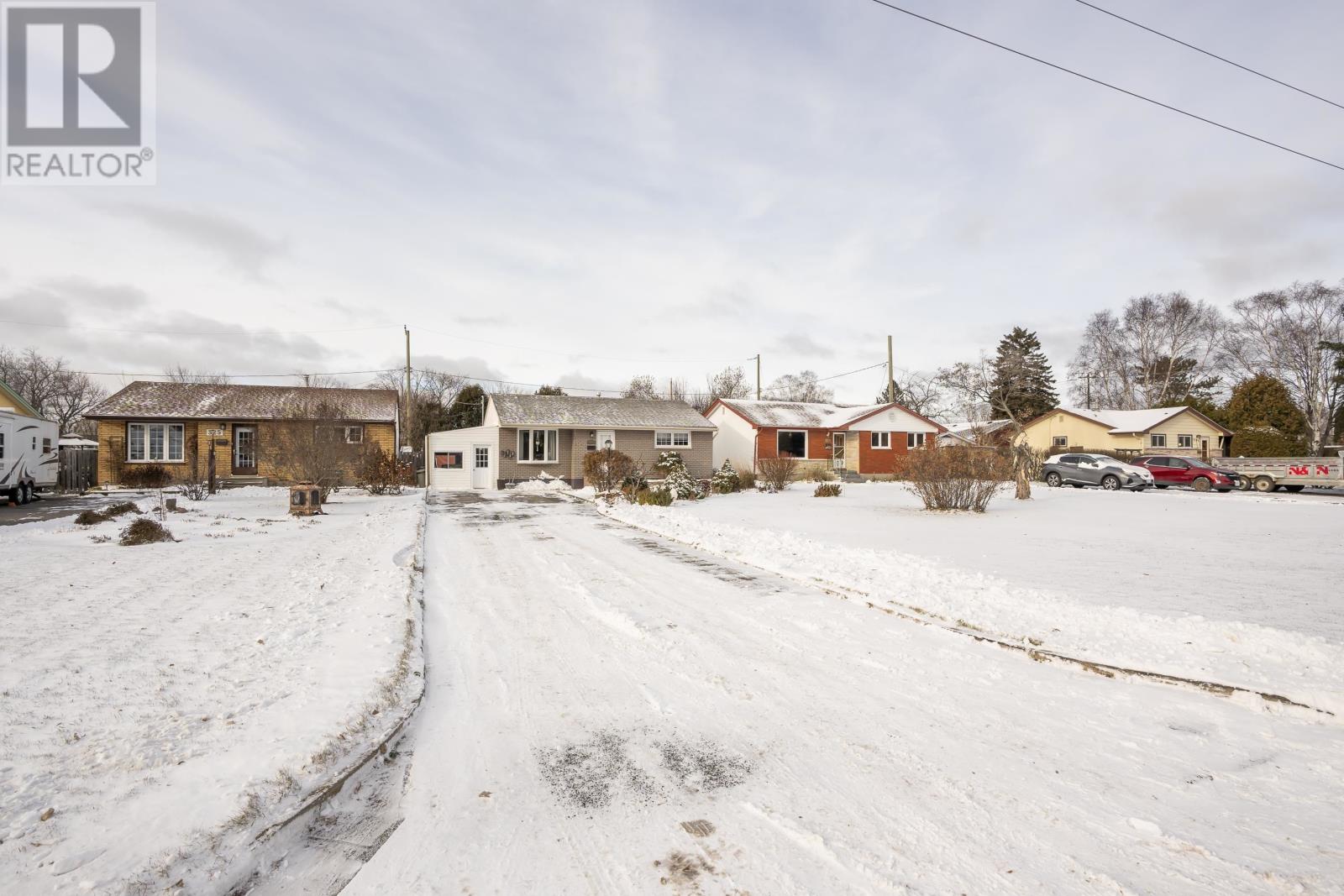 327 Ford St N, Thunder Bay, Ontario  P7C 4L6 - Photo 42 - TB253577