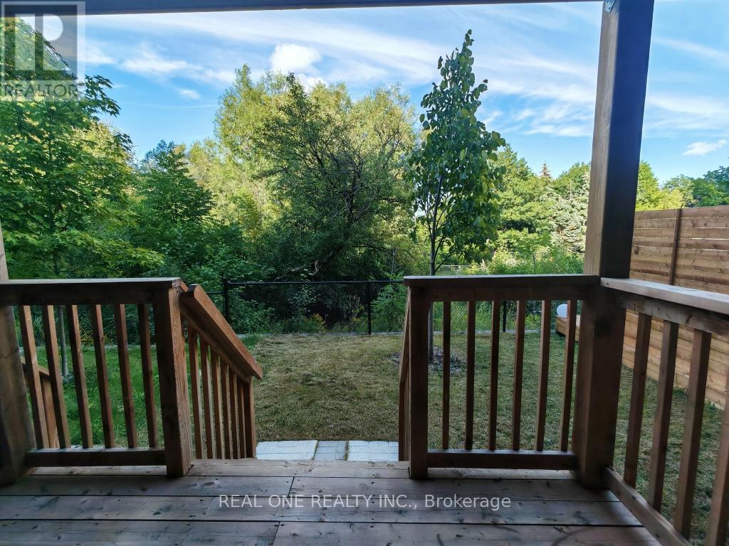 19 Woodstream Drive, Toronto, Ontario  M9W 0G1 - Photo 21 - W12385119