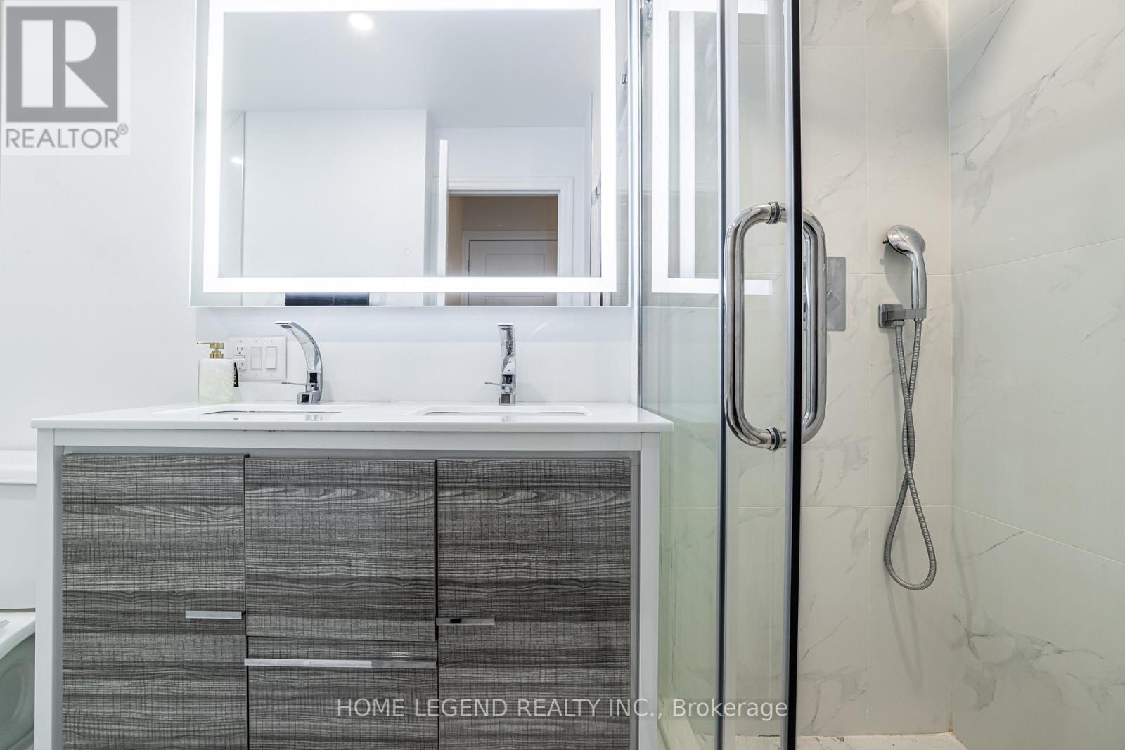 123 Bravo Lane, Newmarket, Ontario  L3X 0L2 - Photo 16 - N12565394