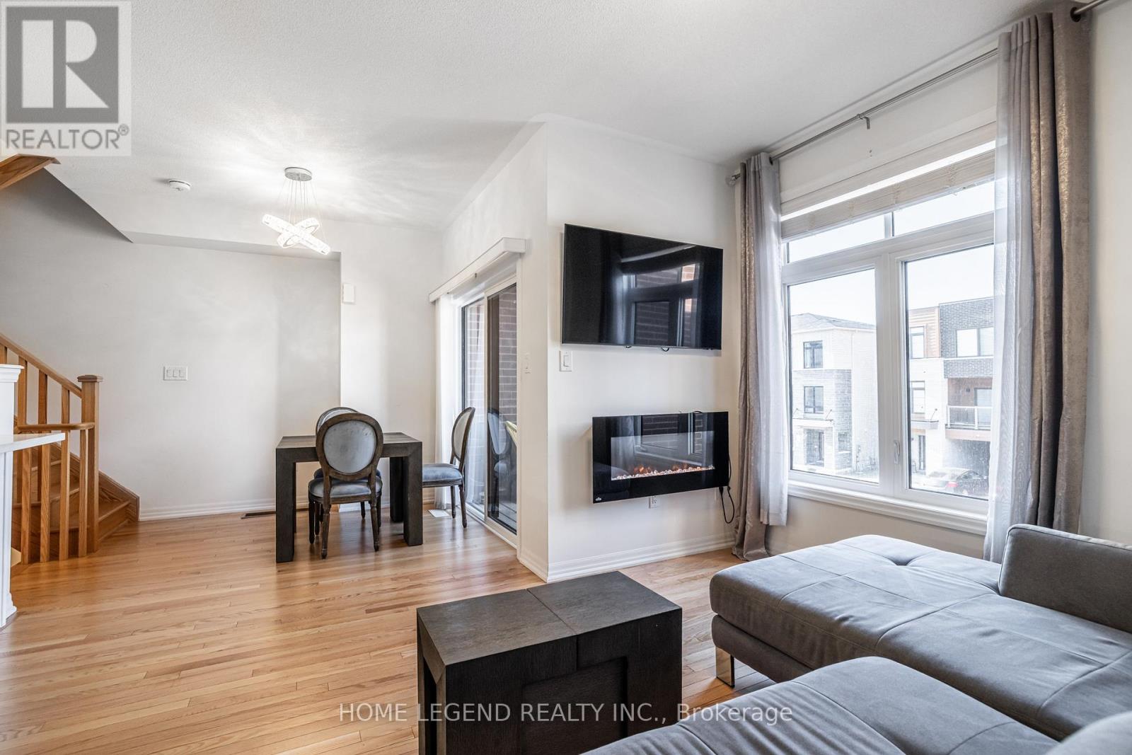 123 Bravo Lane, Newmarket, Ontario  L3X 0L2 - Photo 6 - N12565394