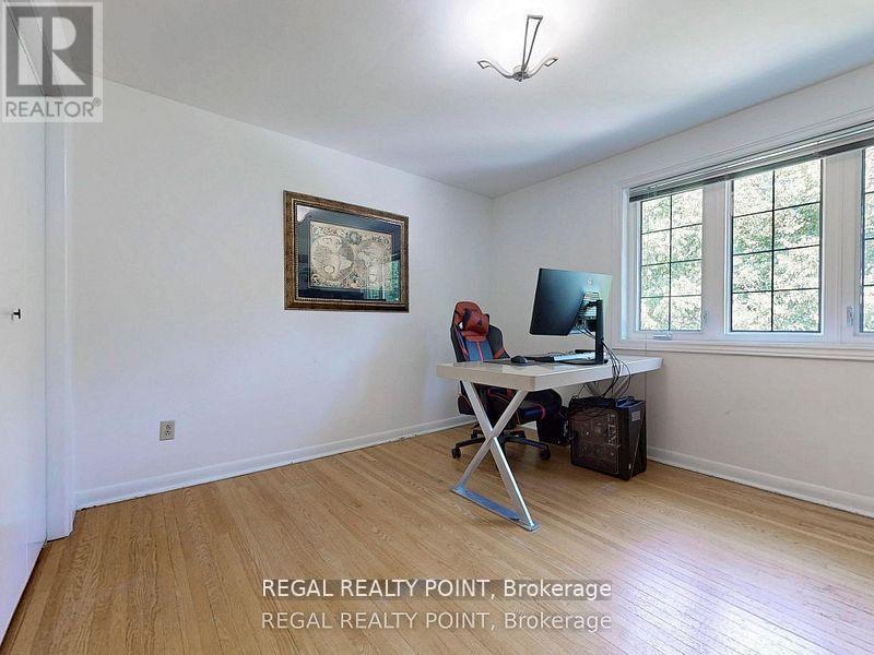 12 Fairway Heights Crescent, Markham, Ontario  L3T 1K2 - Photo 22 - N12588354