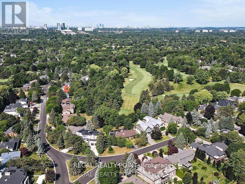 12 Fairway Heights Crescent, Markham, Ontario  L3T 1K2 - Photo 30 - N12588354