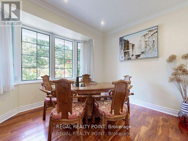 12 Fairway Heights Crescent, Markham, Ontario  L3T 1K2 - Photo 6 - N12588354