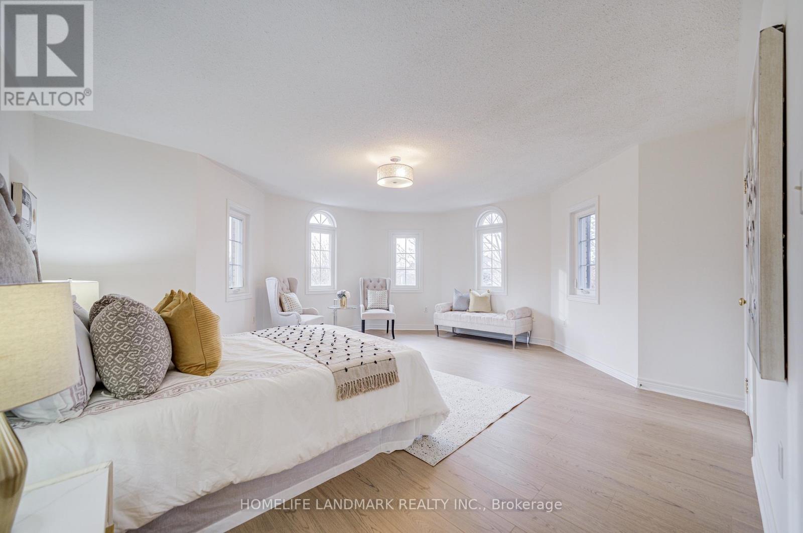 223 Deerglen Terrace, Aurora, Ontario  L4G 6Y5 - Photo 22 - N12588370