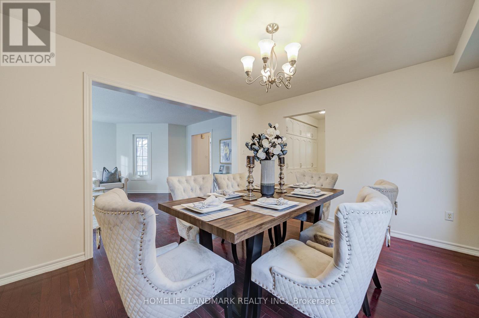 223 Deerglen Terrace, Aurora, Ontario  L4G 6Y5 - Photo 9 - N12588370