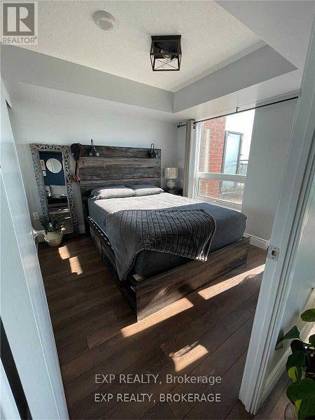 702 - 830 Lawrence Avenue E, Toronto, Ontario  M6A 3C6 - Photo 7 - W12588348