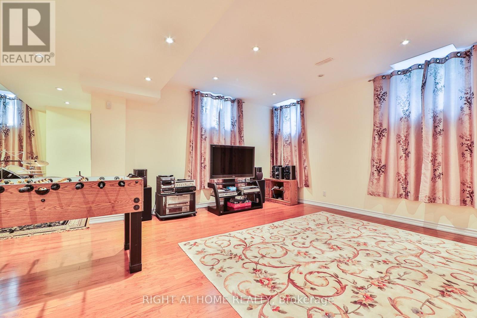 2435 Valley Forest Way, Oakville, Ontario  L6H 6W9 - Photo 39 - W12588366