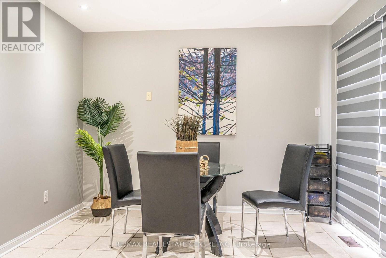 42 Brunswick Street, Brampton, Ontario  L6X 4Z9 - Photo 14 - W12588372