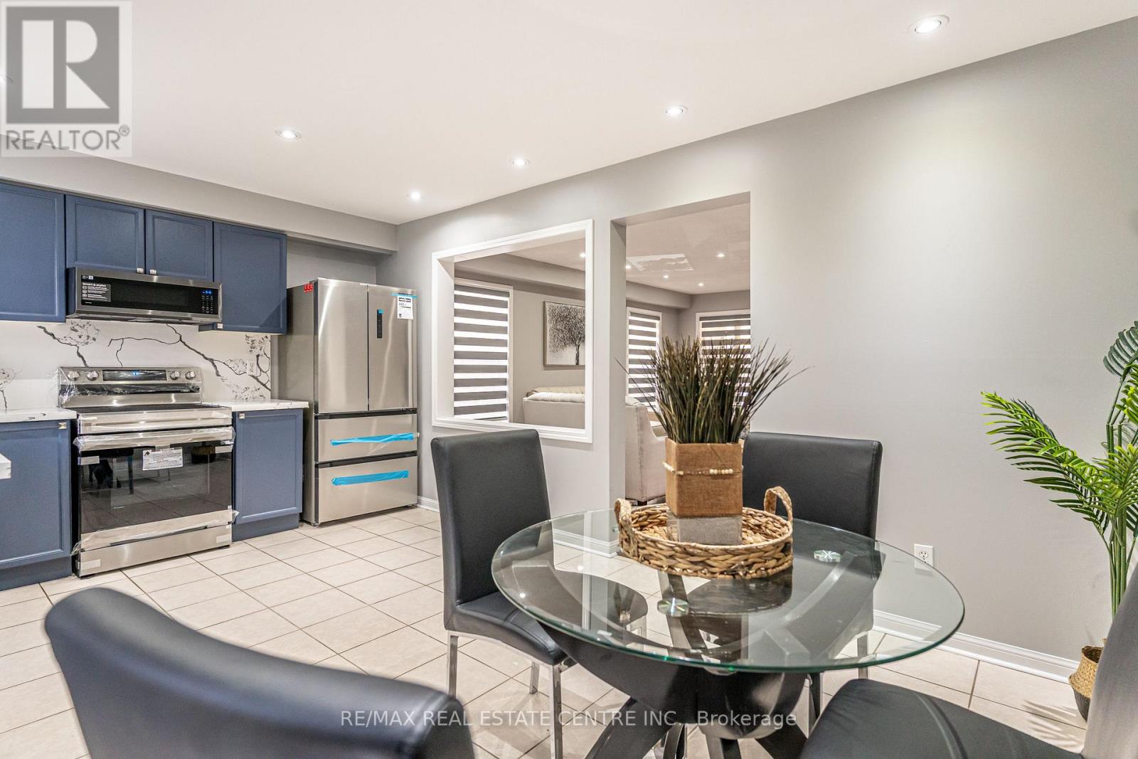 42 Brunswick Street, Brampton, Ontario  L6X 4Z9 - Photo 16 - W12588372