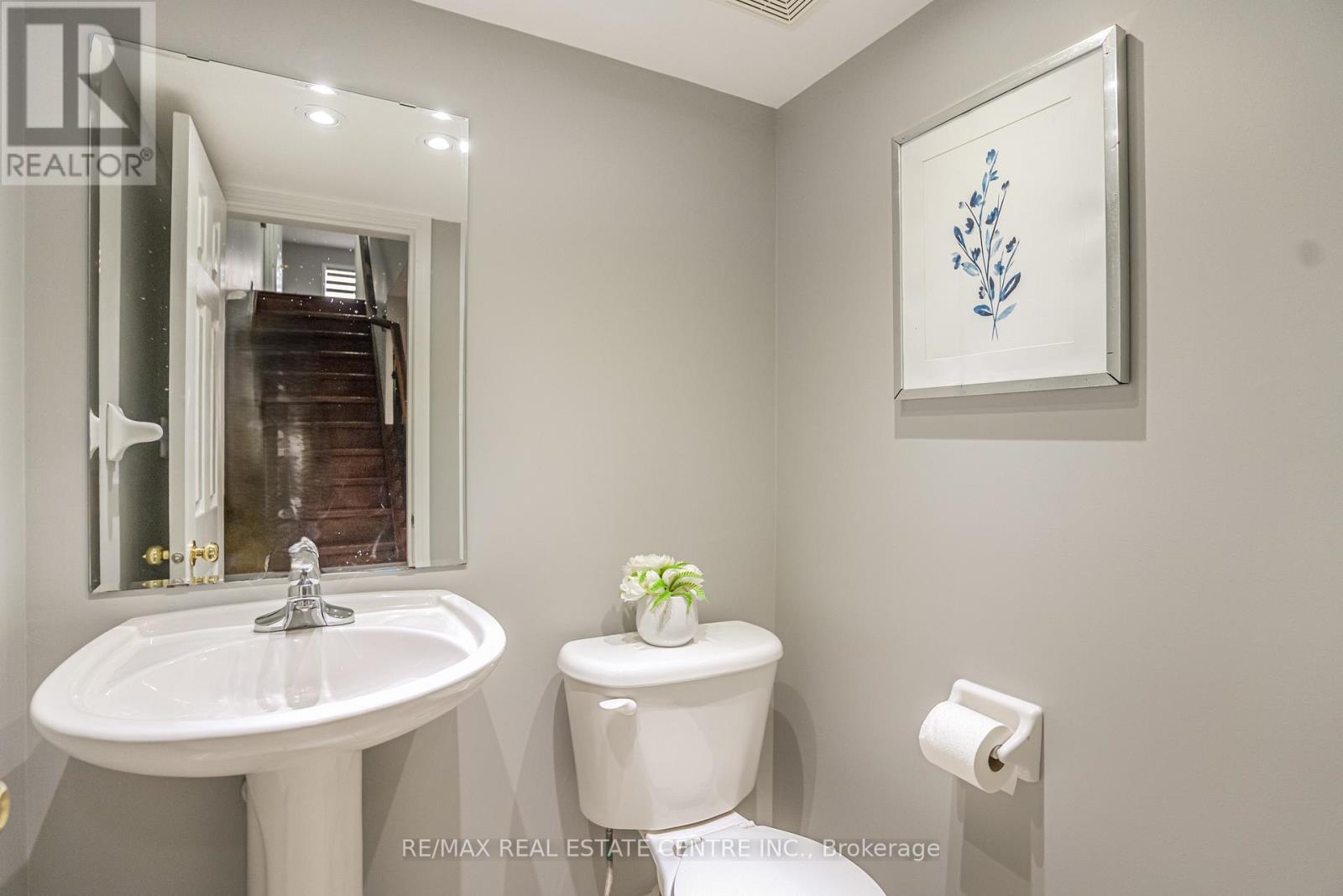 42 Brunswick Street, Brampton, Ontario  L6X 4Z9 - Photo 17 - W12588372