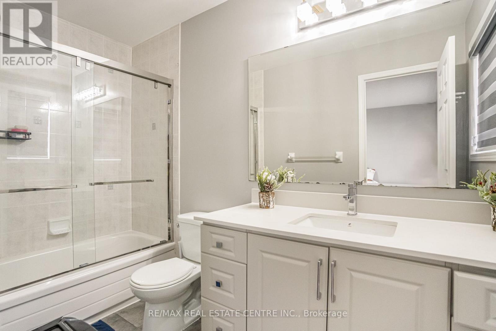 42 Brunswick Street, Brampton, Ontario  L6X 4Z9 - Photo 23 - W12588372