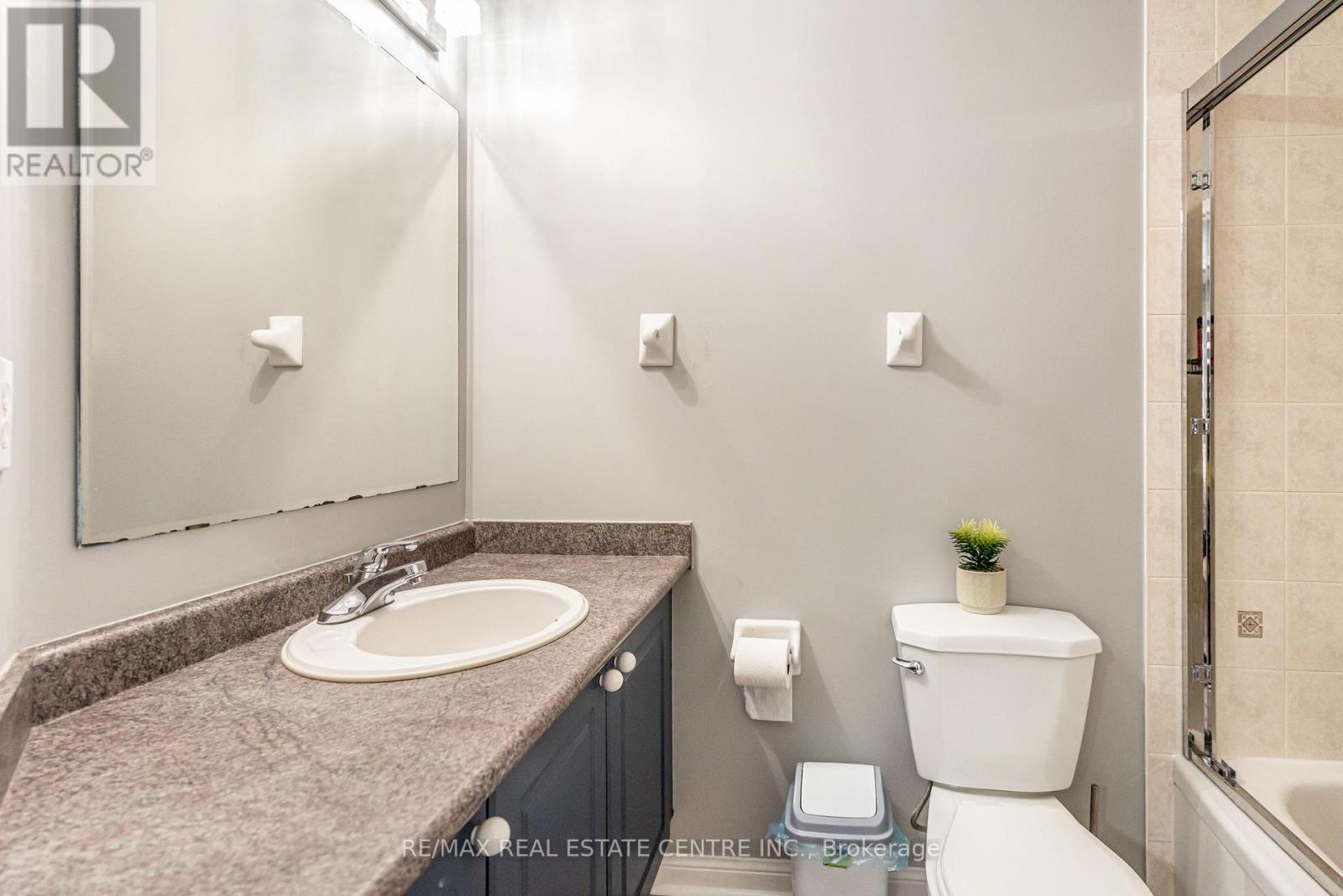 42 Brunswick Street, Brampton, Ontario  L6X 4Z9 - Photo 27 - W12588372