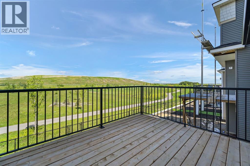 57 Walgrove Bay Se, Calgary, Alberta  T2X 4Y7 - Photo 7 - A2263953