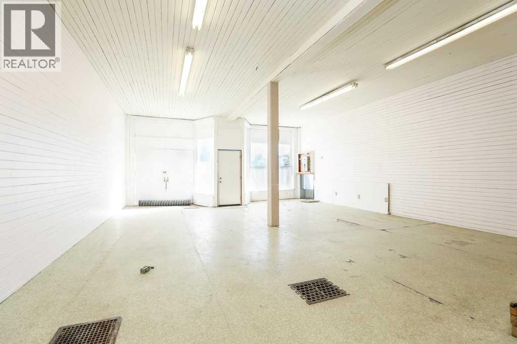 22720/22718 8 Avenue, Hillcrest, Alberta  T0K 1E0 - Photo 5 - A2263936