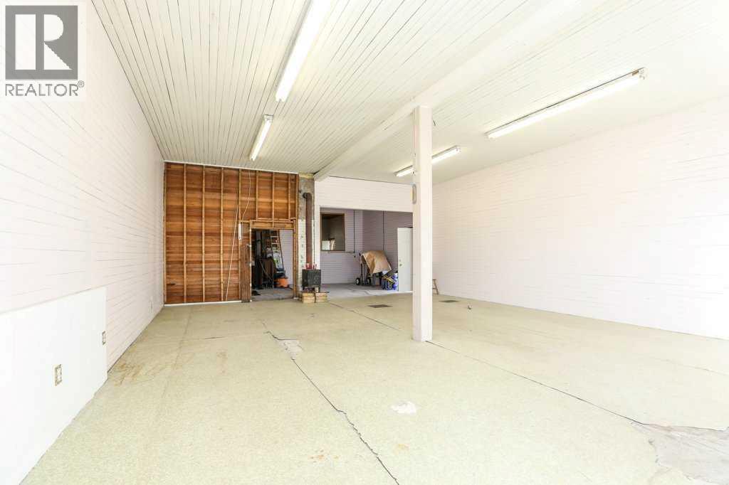 22720/22718 8 Avenue, Hillcrest, Alberta  T0K 1E0 - Photo 6 - A2263936