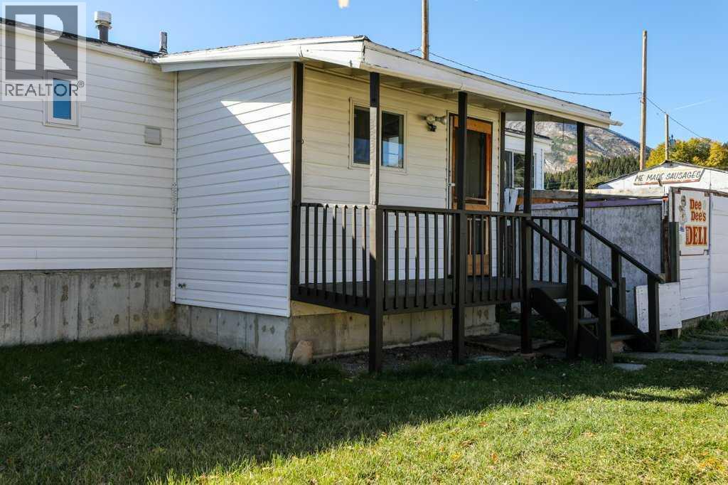 22720/22718 8 Avenue, Hillcrest, Alberta  T0K 1E0 - Photo 10 - A2263936